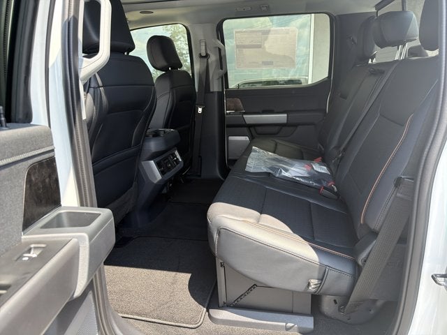 2026 Ford Super Duty F-350 SRW F-350® Lariat®