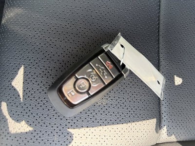 2026 Ford Super Duty F-350 SRW F-350® Lariat®