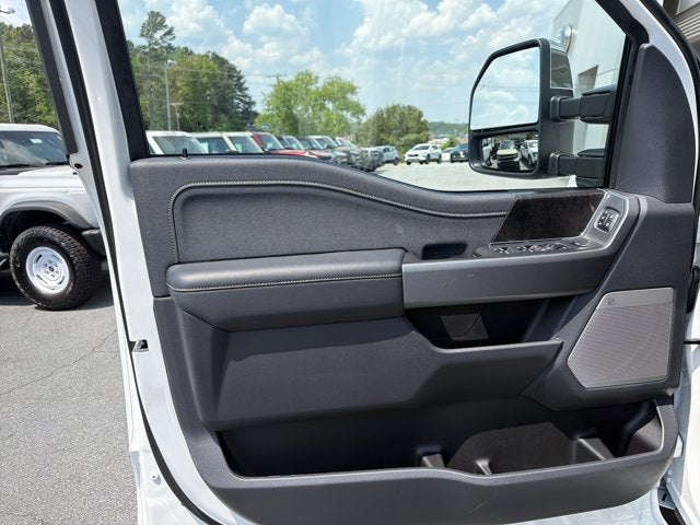 2026 Ford Super Duty F-350 SRW F-350® Lariat®