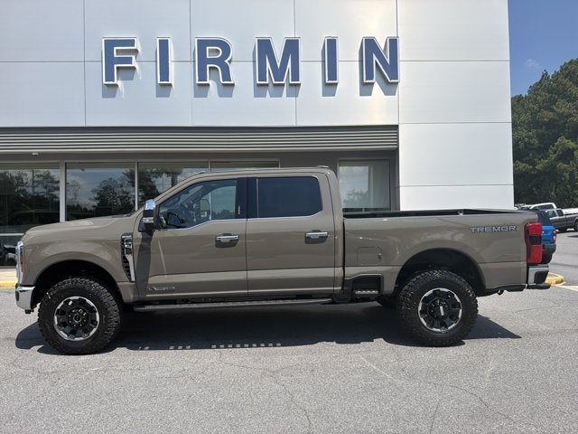 2026 Ford Super Duty F-350 SRW F-350® King Ranch®