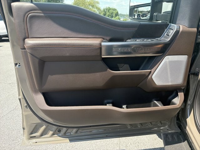 2026 Ford Super Duty F-350 SRW F-350® King Ranch®