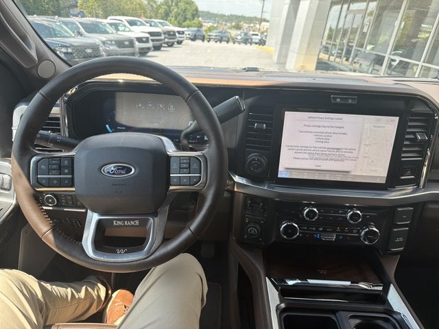 2026 Ford Super Duty F-350 SRW F-350® King Ranch®