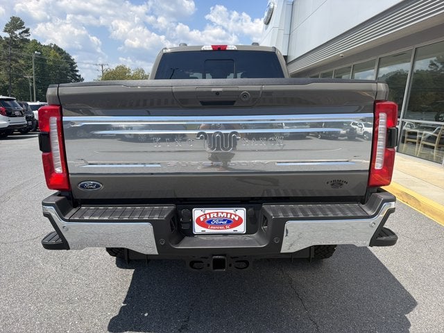 2026 Ford Super Duty F-350 SRW F-350® King Ranch®