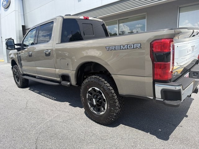 2026 Ford Super Duty F-350 SRW F-350® King Ranch®