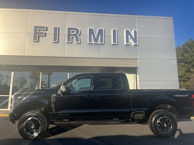 2026 Ford Super Duty F-350 SRW F-350® Lariat®