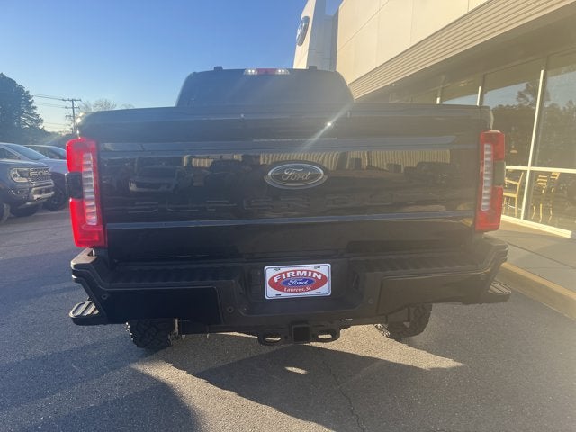2026 Ford Super Duty F-350 SRW F-350® Lariat®