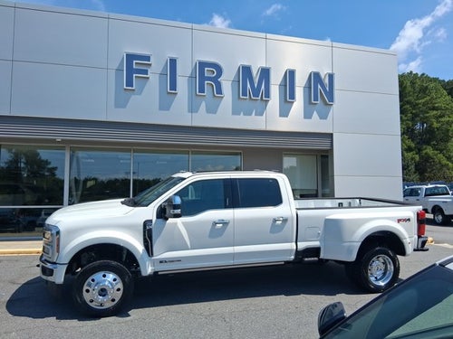 2026 Ford Super Duty F-450 DRW F-450® Lariat®