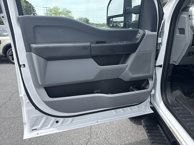 2026 Ford Super Duty F-450 DRW F-450® XL