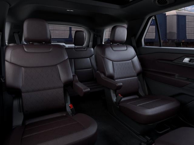 2027 Ford Explorer 4-Door 4DR RWD PLTNM